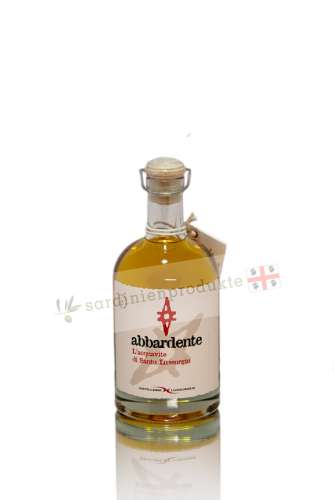 Flasche Acquavit aus dem Eichenfass