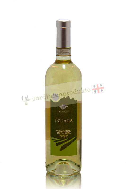 eine flasche mit sciala vermentino di gallura superiore